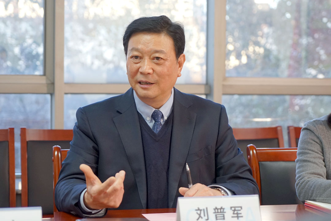 中國涂料工業(yè)協(xié)會(huì)會(huì)長　